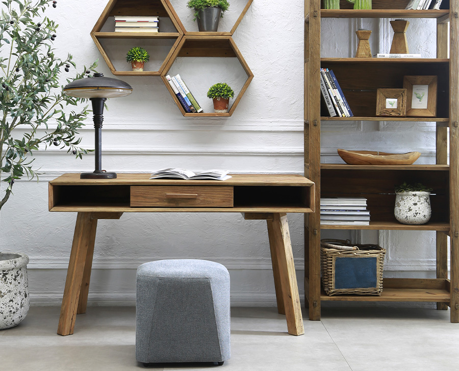 voyager desk